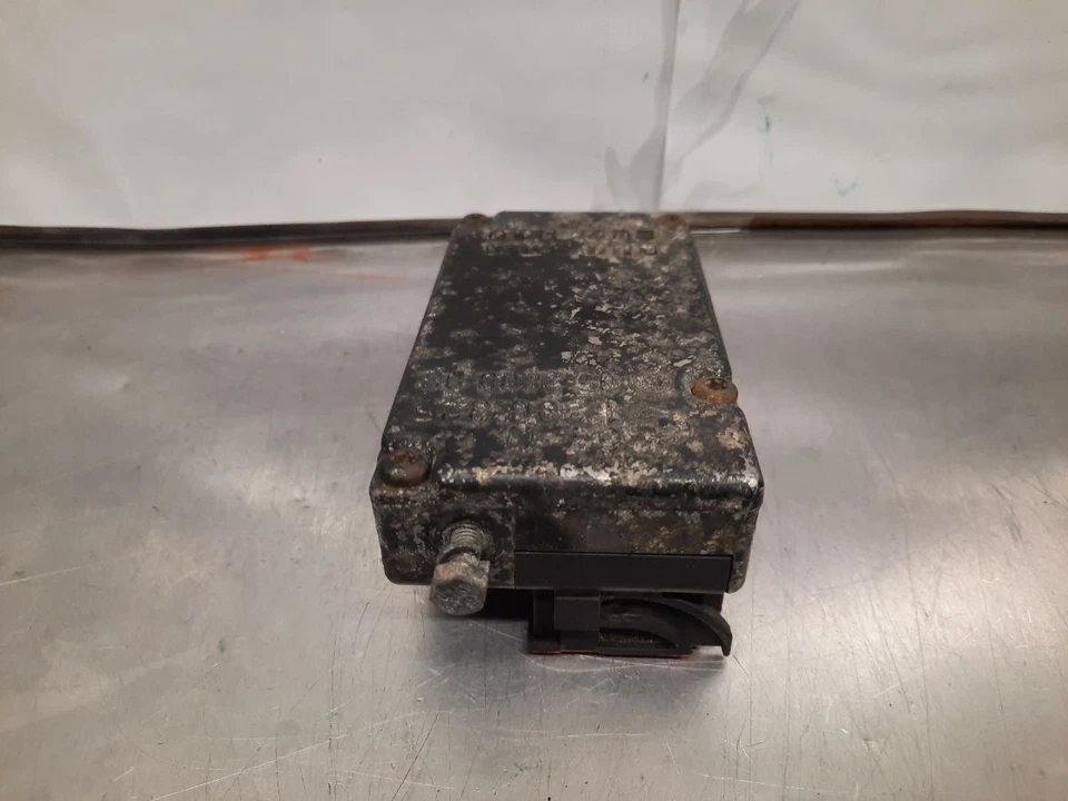 BMW Fan Climate Heating Relay Control Module E34 E32 E31 64111390325 - Image 4 of 4