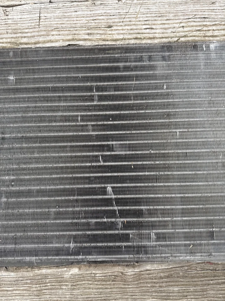 2000 2001 2002 2004 2005 Chevrolet Impala Monte Carlo Replacement A/C Condensor - Image 3 of 4