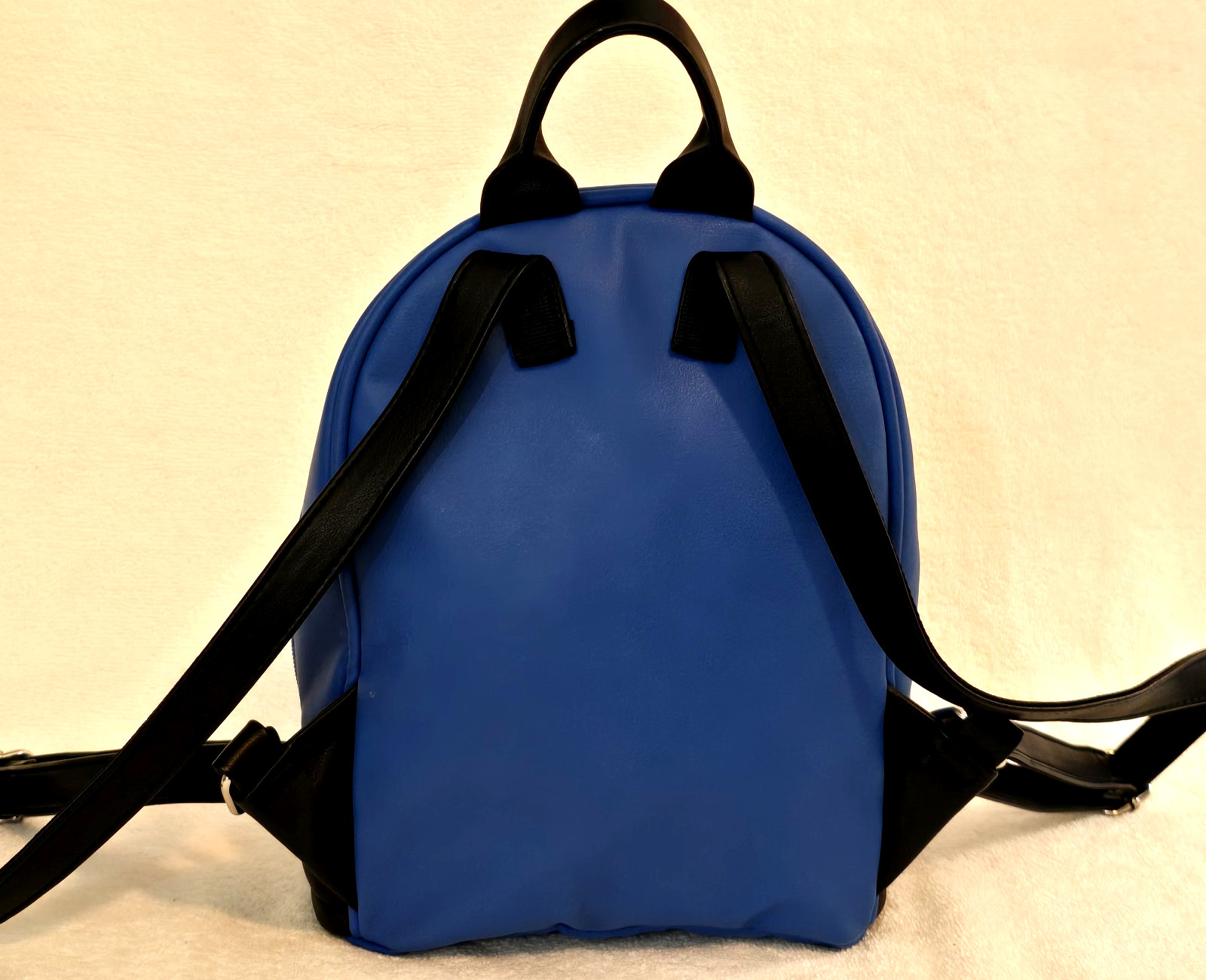 Overwatch D.Va Mini Backpack Blue Pink Faux Leather Blizzard 2018 Gamer Bag image 9