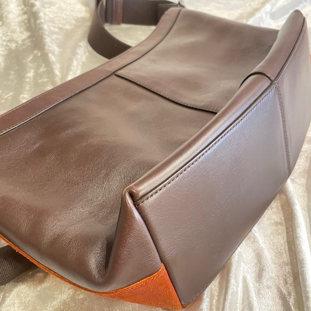 Rare Excellent Condition CHACH COACH Camden Crossbody Bag Transit Suede x Leathe thumbnail 3