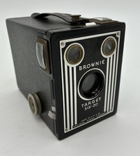 Vintage Eastman Kodak BROWNIE "Target Six-20" Camera