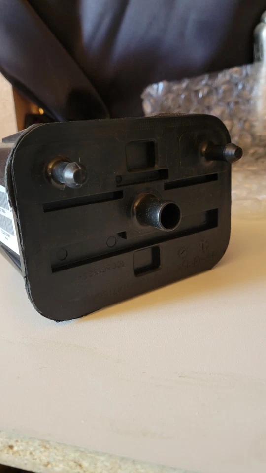 Bote de vapor Dodge/Ram CPG1285 (caja abierta nueva) Foto 4 de 4