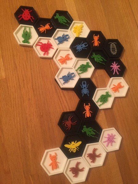 HIVE - La colmena (con 3 expansiones incluidas)
