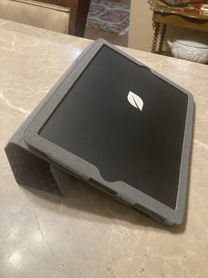 Totalmente Nuevo: Estuche Chaqueta Maki de Lona (con Corazones Rojos) - Apple iPad 4ta Generación Foto 3 de 4