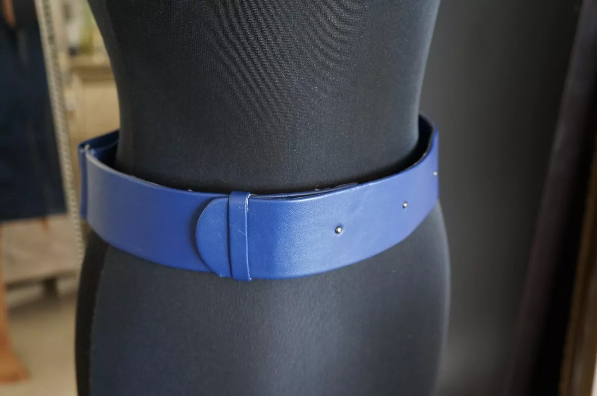 NEW Halston Heritage Blue Leather Elastic ADJUSTABL Thick
