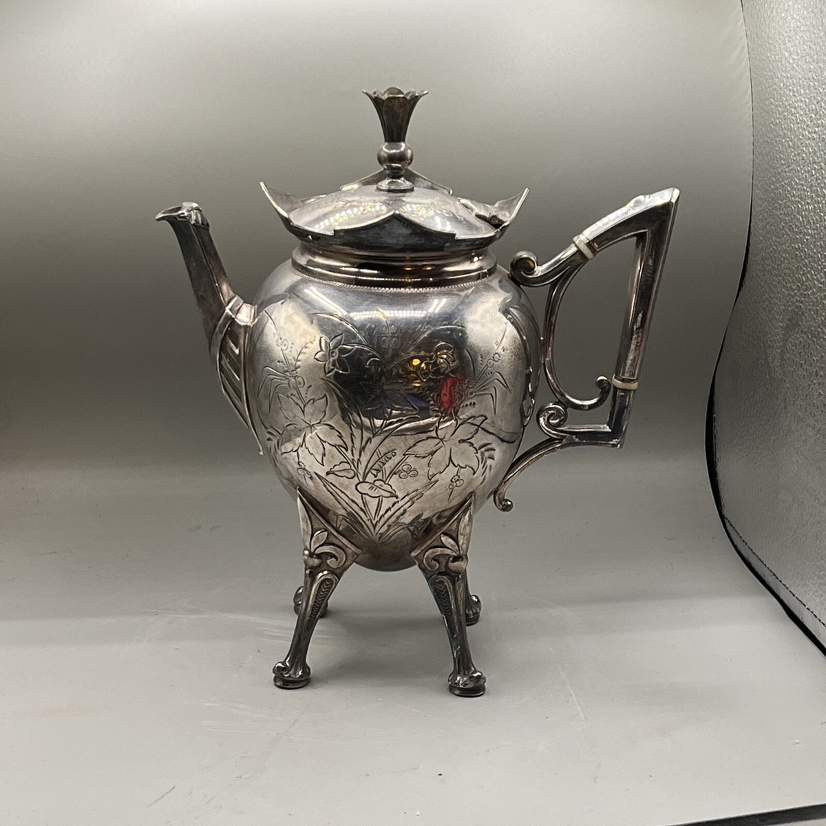 Ｄ(ディー)銀テープ 1884 Meriden B Company Tea Pot silver plate Victorian style EUC | eBay