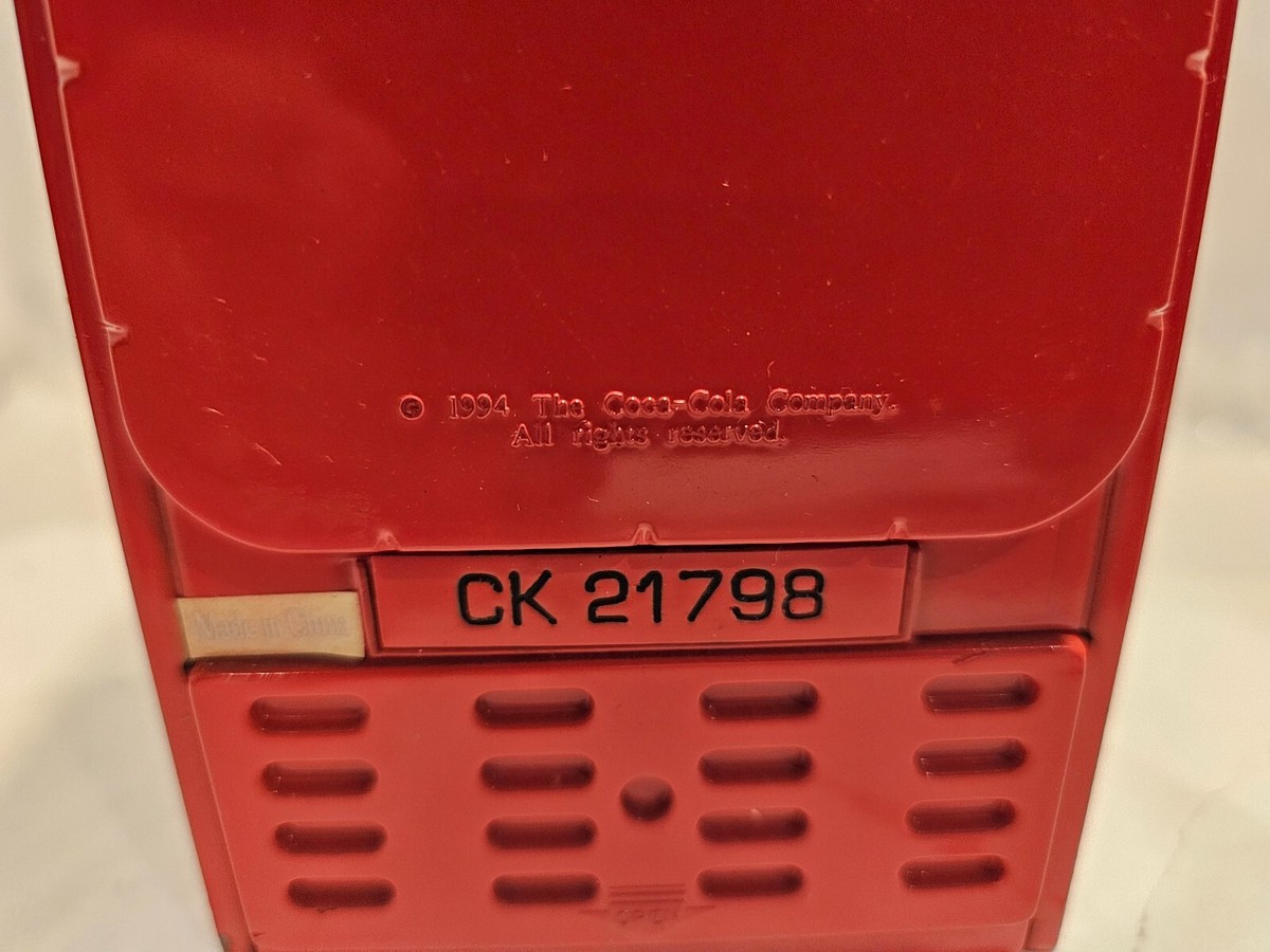 1994 VINTAGE Collectible Metal Coke Coca Cola Vending Machine Bank