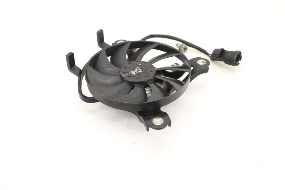 2013 HONDA CBR250R REPSOL OEM ENGINE RADIATOR COOLING FAN 19080-KYJ-901 Foto 3 de 4