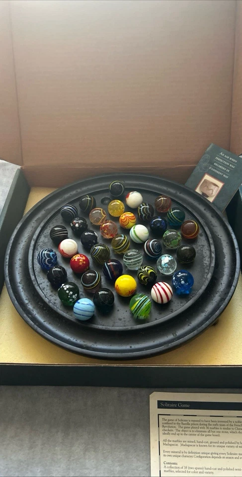 Solitaire di Venezia Board Game Handmade Glass Marbles - Image 3 of 4