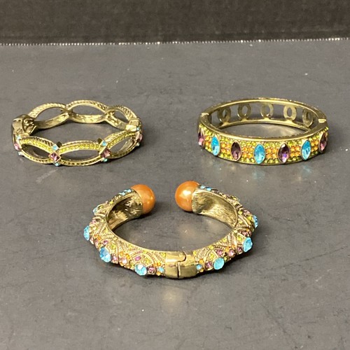 Bracelet Jonc Heidi Daus - Cristaux Multicolores Éclatants Sur Bronze - Style Bollywood - Neuf Sans Boîte