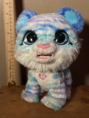 FurReal North Sabertooth Kitty Teeth Chattering Tiger Interactive Hasbro