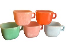 Vintage MCM Glasbake Square Pastel Square Cups Set Of 5 Made In USA J-2255