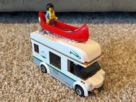 LEGO CITY: Camper Van (60057) W/Instructions