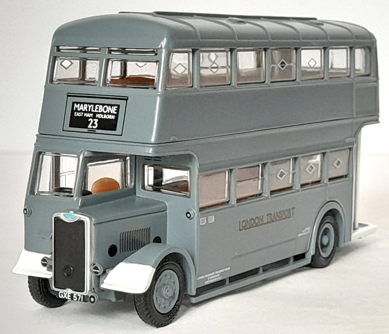 EFE 99203 Guy Arab 2 Utility War Time Double Decker Bus - London Transport