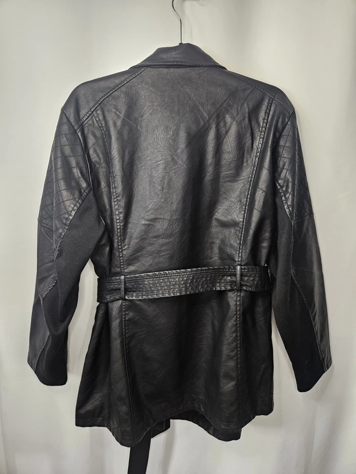 Chaqueta de motocicleta BACCINI negra para mujer Plus 3X con cinturón motociclista imitación cuero cremallera Foto 4 de 4