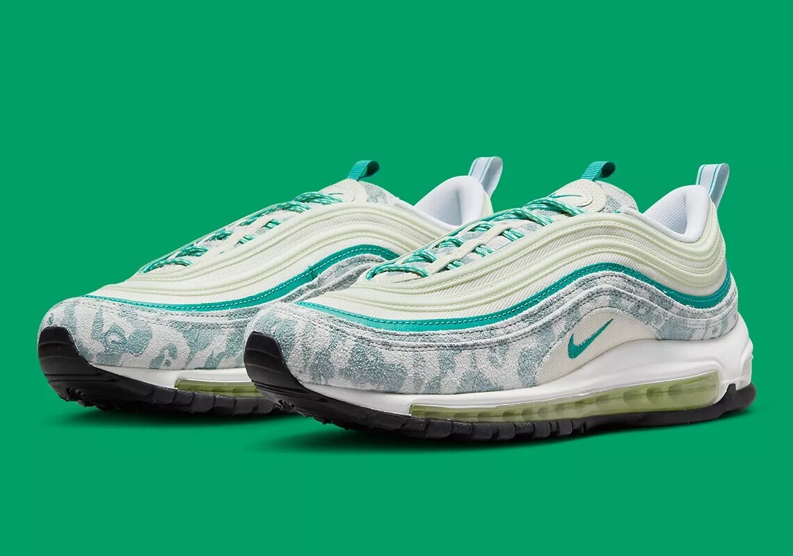 Nike Air Max 97 Barely Volt Coconut Milk Neptune Green White Size  DX3946-100