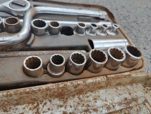 VINTAGE DRAPER 39 Piece SOCKET SET ½" DRIVE Metric & Imperial JAPAN 13mm Missing - Picture 15 of 21