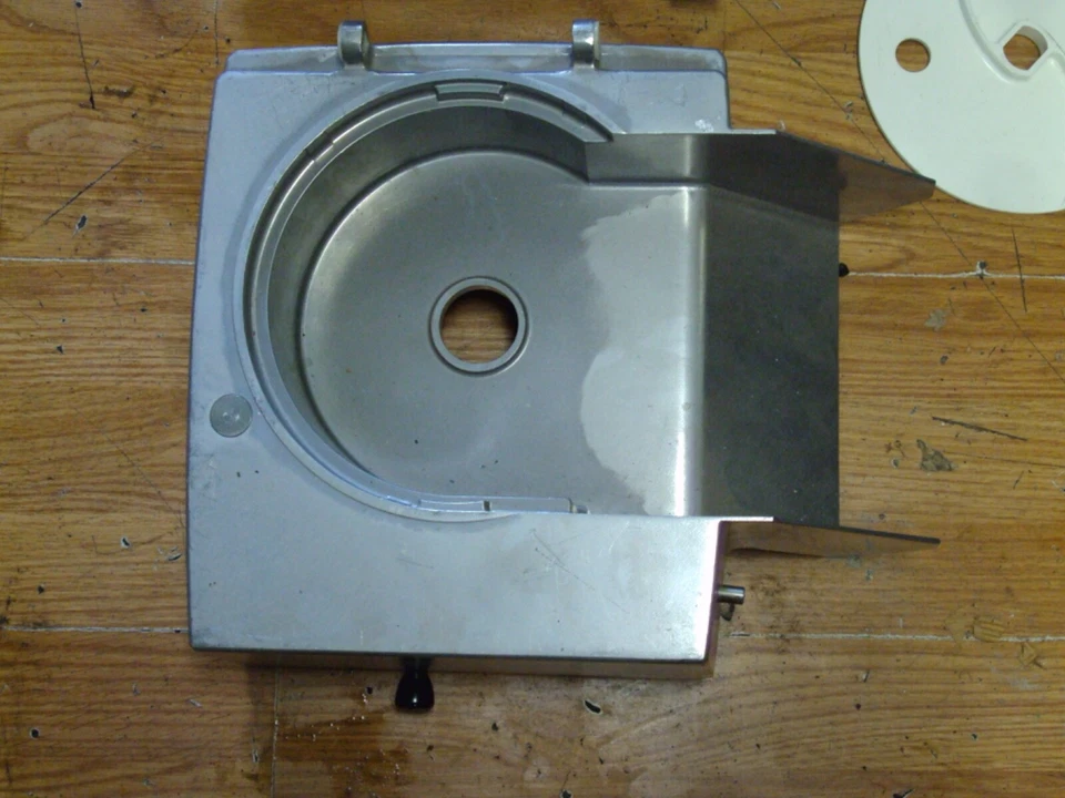 Pre Owned Robot Coupe Aluminum Feed Head S21 - Image 3 of 4