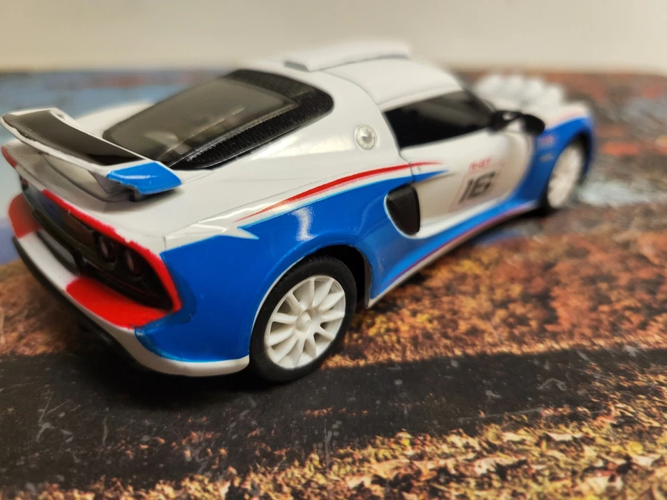 Lotus Exige R-G2 2012 1:32 Kinsmart ¡Bonito! Foto 4 de 4