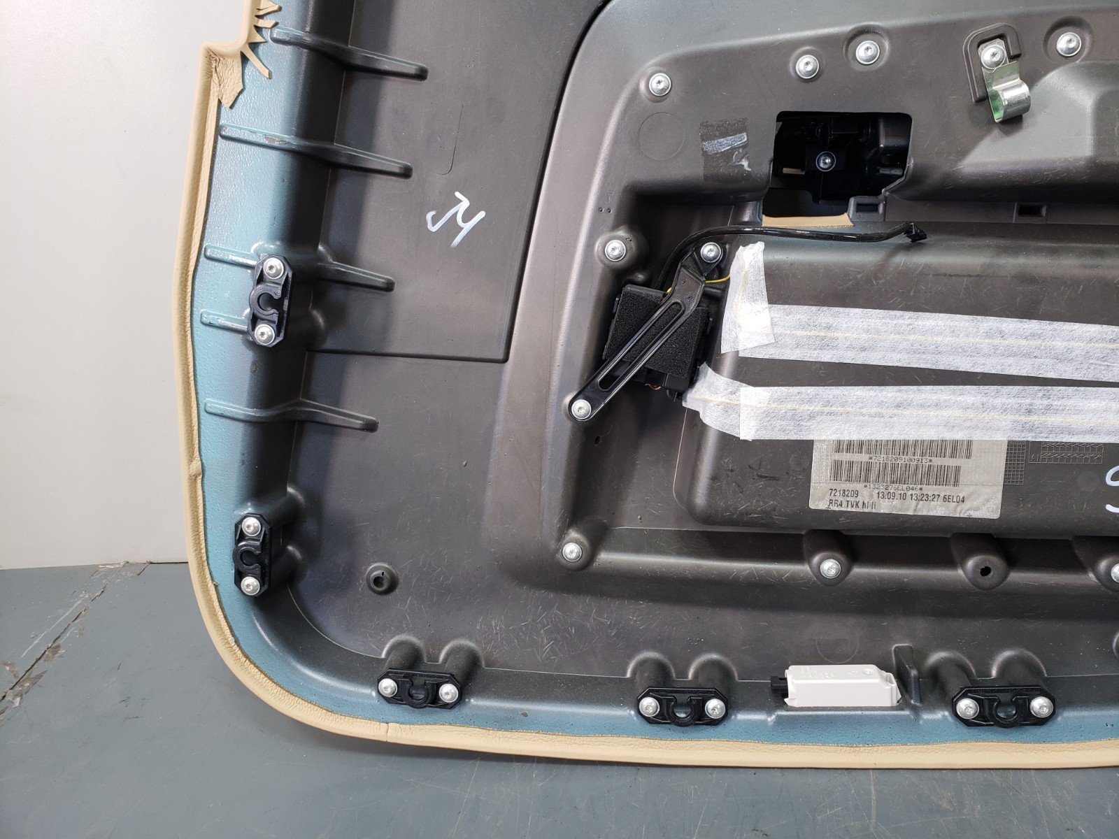 Rolls-Royce Ghost 2010-2014 Rear Left Door panel Beige
