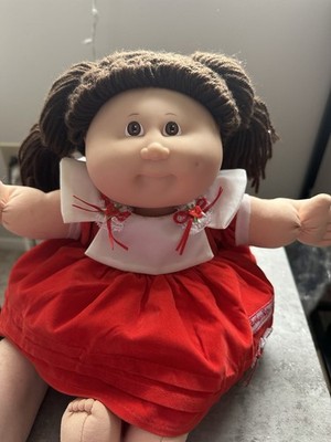 Cabbage Patch Kids 15th Anniversary Brown Hair Brown Eyes 1 Dimple Mattel