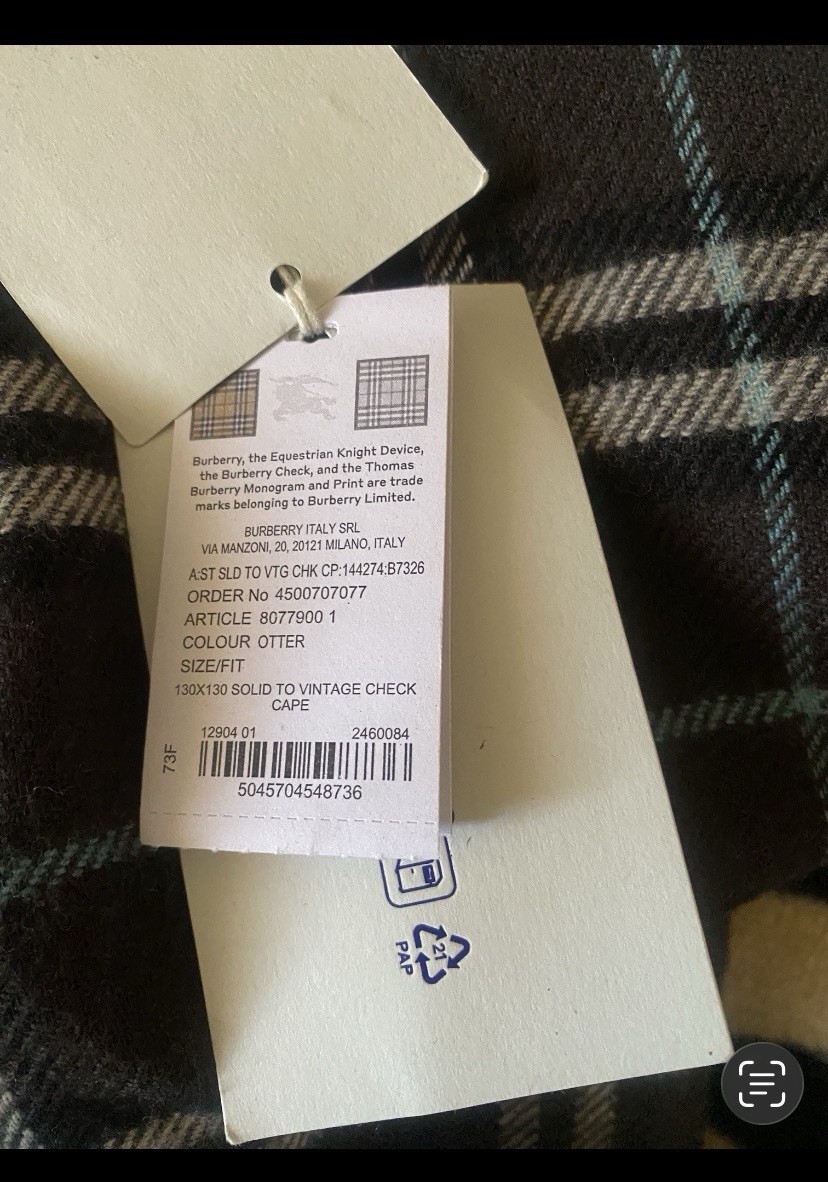 Burberry Reversible Check Wool Cape /Shawl. $ 1190. NWT Colour OTTER. Brown/blue image 5