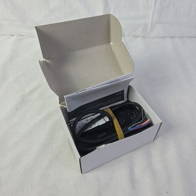 #ad VICON SECURITY PROXIMITY READER VAX 500R $120.00