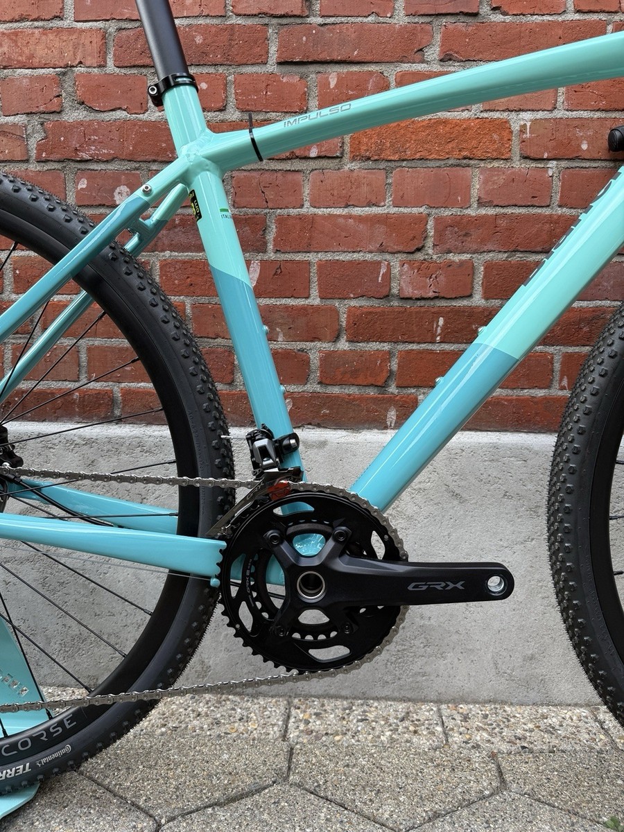 【送料込み】 Bianchi Impulso サイズ53 ロードバイク フレーム BIANCHI IMPULSO 53サイズ 2019年 ロードバイク フレーム