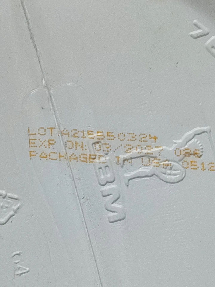 Proteína en polvo MusclePharm MP COMBAT, HORCHATA, 4 libras, 25 g de proteína, 03/2027 Foto 3 de 3