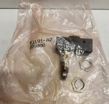 NEW IN BAG MICRO-SWITCH 15A 480V TOP ROLLER LIMIT SWITCH BZ-2RQ181-A2
