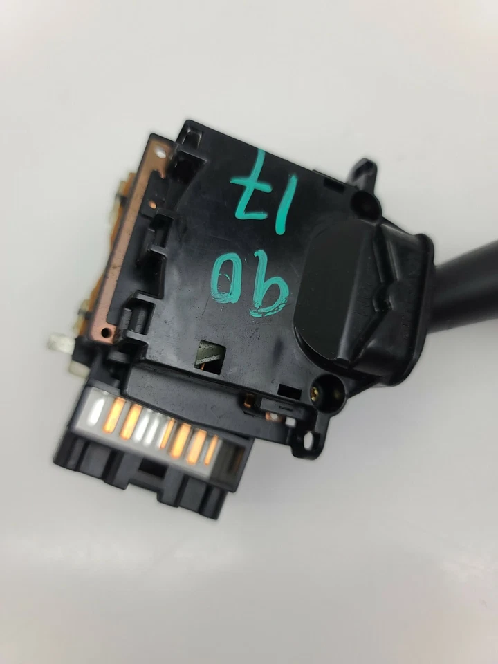 2001 - 2003 Toyota Prius Windshield Wiper Steering Column Switch Oem - Image 2 of 4