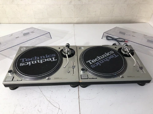 Technics SL-1200MK3D pair Direct Drive DJ Turntables silver