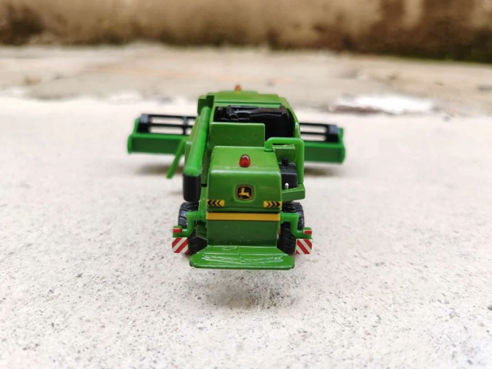 Cosechadora Siku 1876 1/87 Granjero John Deere T670i Juguetes Diecast Modelo Regalo Foto 3 de 4
