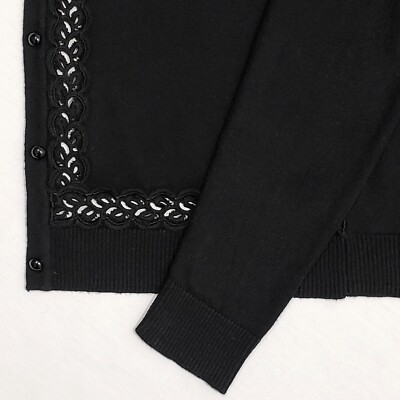 KING LOUIE kurze Strickjacke Langarm Baumwolle Strick Spitzenbesatz Perlen Knopf schwarz S
