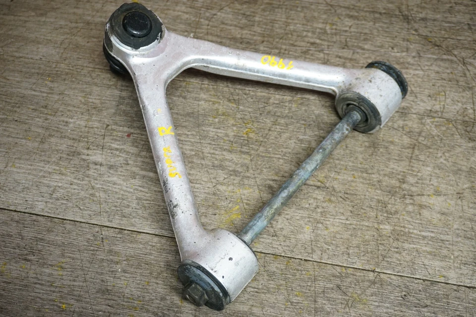 1986-1992 TOYOTA SUPRA 3,0 Л ГАЗ ПЕРЕДНИЙ ПРАВЫЙ ПАССАЖИРСКИЙ ВЕРХНИЙ РЫЧАГ УПРАВЛЕНИЯ 171K OEM - Изображение 3 из 4