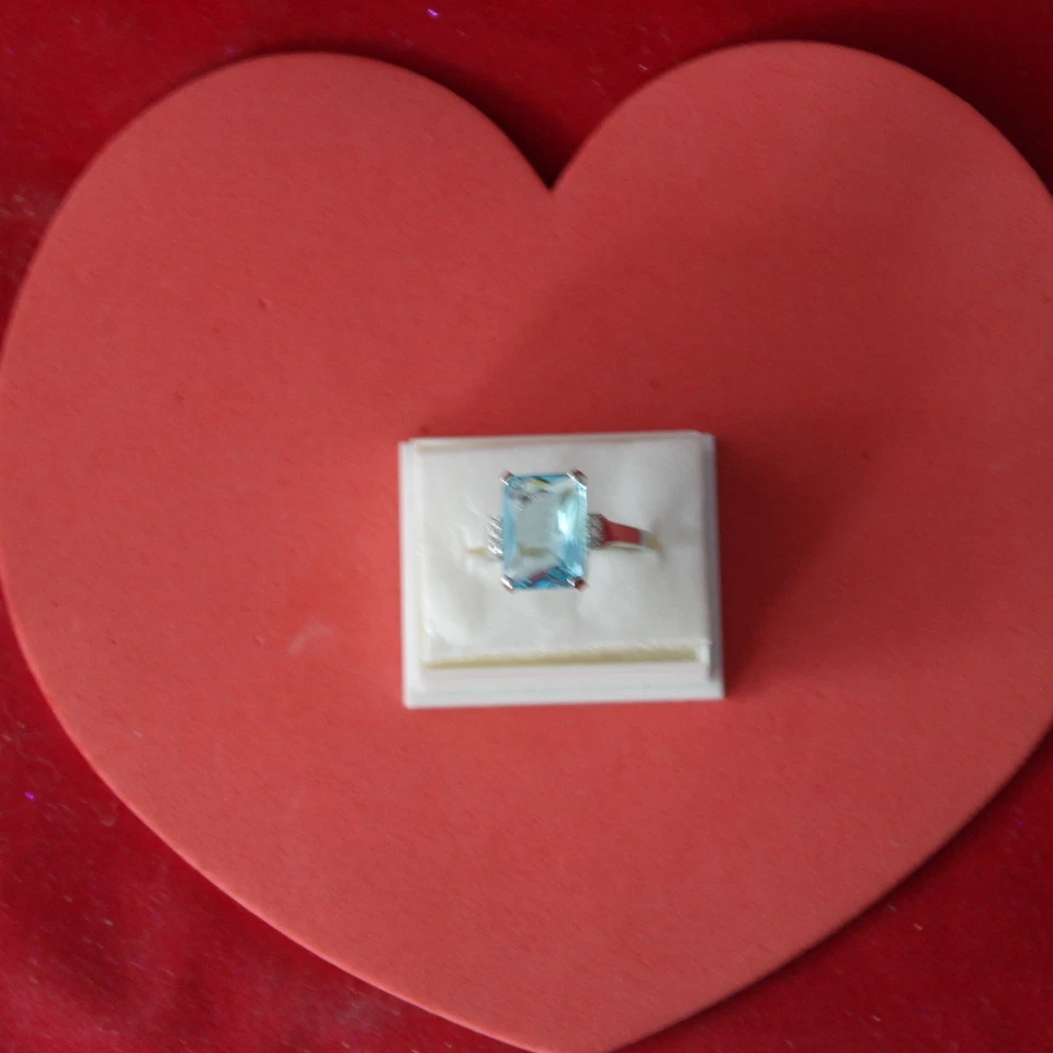  Beautiful 925 Filled Silver Ring With Aquamarine & Cz. 4 Gr.1.5X1.1 Cm. In Box - Image 2 of 4