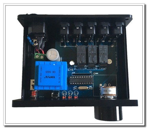Mini Passive Preamp HiFi Selector 3-IN-2-OUT Audio Switcher Box + Volume Control - Picture 3 of 3
