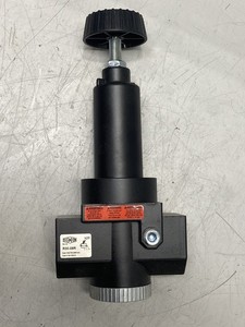 Dixon Wilkerson R30-08R High Flow Regulator, 1" NPT, 500 SCFM, 0-125 PSI