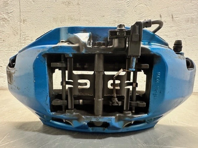 Pinza de freno Brembo 16 2016 conductor delantero izquierdo fabricante de equipos originales Mercedes Benz S550 Foto 2 de 4