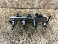 AUDI A5 2010 2.0 TFSI PETROL FUEL RAIL WITH INJECTORS/SENSOR 06J133317M