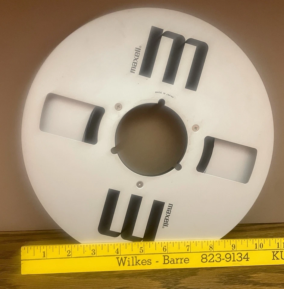 Caja de cinta vacía TEAC 10,5 pulgadas 1/4 pulgadas RE-1002 con accesorio de carrete de metal Maxell Foto 3 de 4