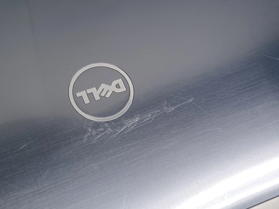 Laptop Dell Inspiron 5520 i5-3210M 4 GB sin HD Foto 4 de 4