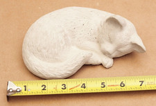 CAT SLEEPS Statue Figure Cement HOME Garden Decor / Memorial / Very Cute   