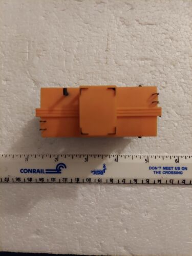 TYCO / MANTUA HO #1654 UNION PACIFIC BOBER CABOOSE - Picture 2 of 4