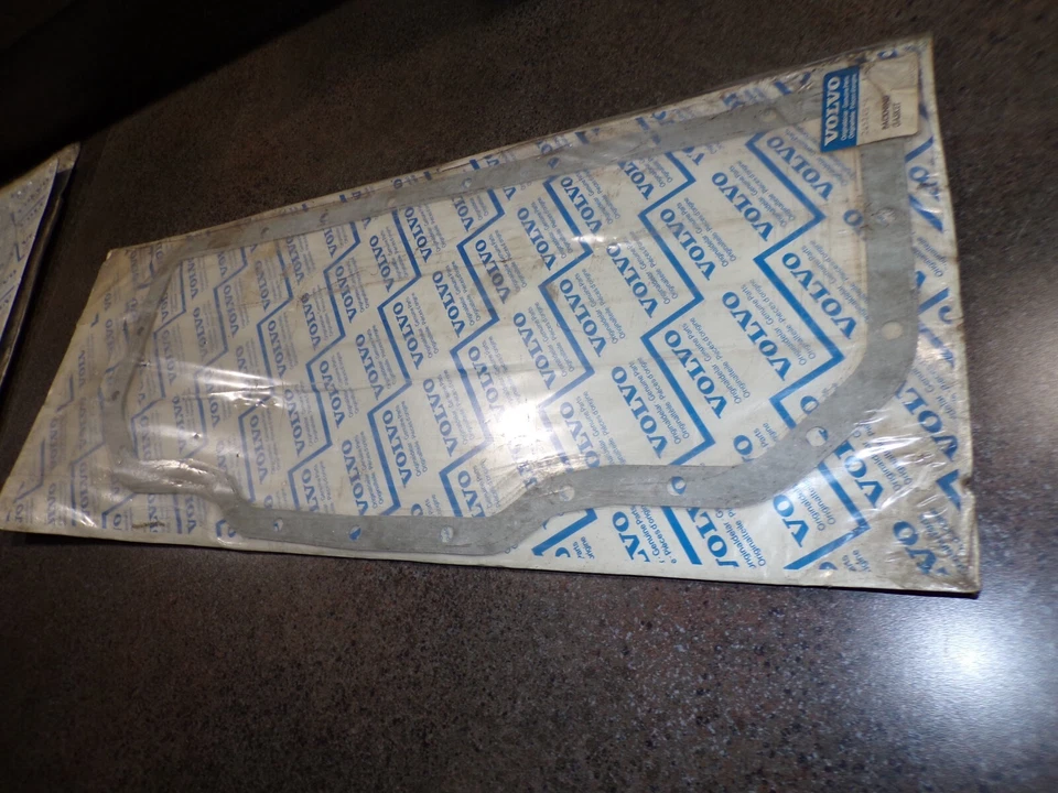 Junta de cárter de aceite del motor original Volvo #245345 nuevo de stock V6 B27, B28, Delorean, Peugeot 604 Foto 4 de 4