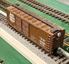 N Scale Roco New Haven Script 40  DD Boxcar w...