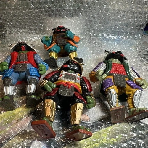 Vintage Teenage Mutant Ninja Turtles Movie 3 Samurai’s All 4 With Masks! Nice!