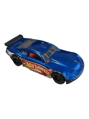 2010 Hot Wheels Blue Circle Tracker 1:64 Diecast Vehicle