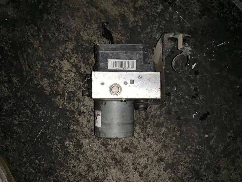 2009-2010 Kia Optima ABS Anti-Lock Brake Pump Module Assembly OEM Foto 3 de 4