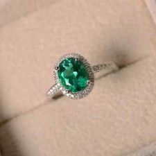 Splendido anello AAA 2,40 carati taglio ovale smeraldo naturale oro bianco massiccio 14 carati